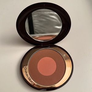 Charlotte Tilbury Swish and Pop Blusher